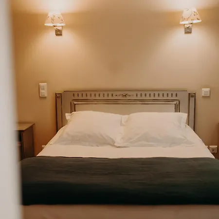 Отель Logis - Restaurant Du Parc