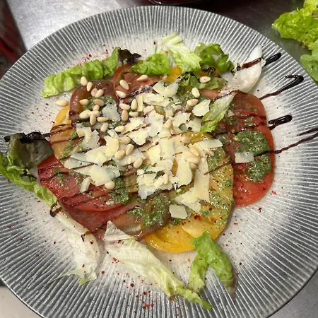 ホテル Logis - Restaurant Du Parc 3*