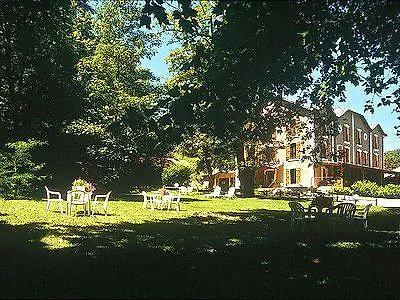 Logis - Restaurant Du Parc ホテル Cransac