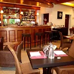 Hotel Logis - Restaurant Du Parc 3*