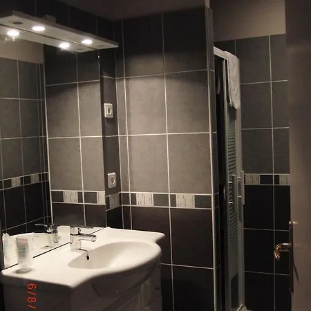 Hotell Logis - Restaurant Du Parc Cransac
