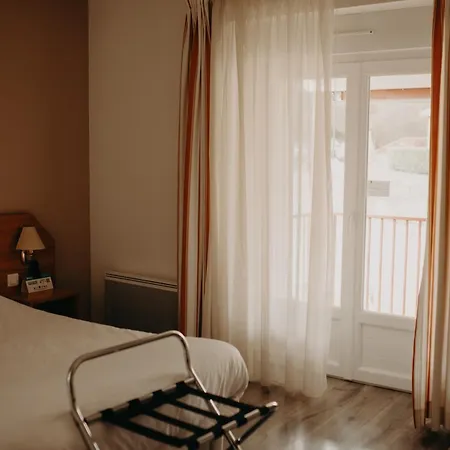 Hotel Logis - Restaurant Du Parc