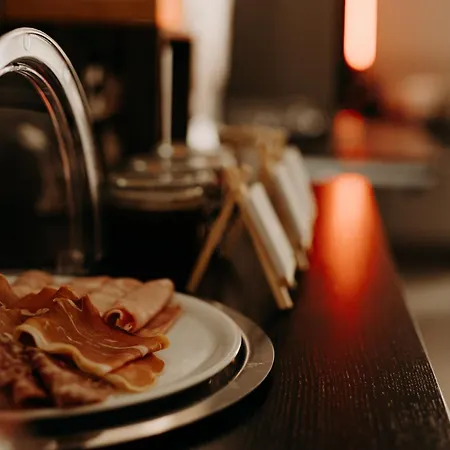 Logis - Restaurant Du Parc Hotel 3*