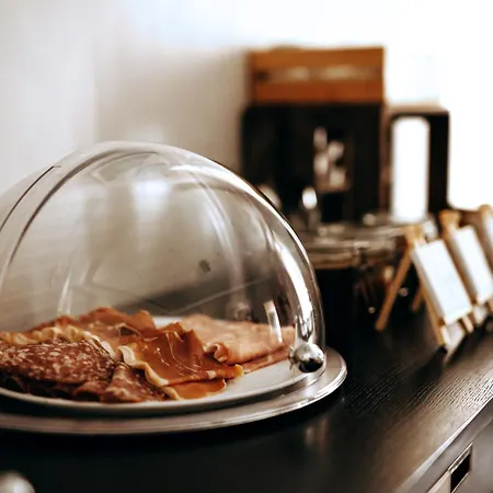 酒店 Logis - Restaurant Du Parc Cransac