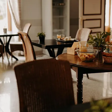 Logis - Restaurant Du Parc 3*