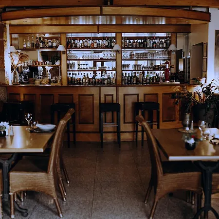 Logis - Restaurant Du Parc Hotel