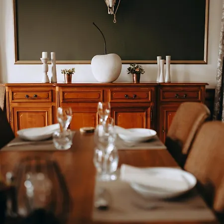 Отель Logis - Restaurant Du Parc 3*