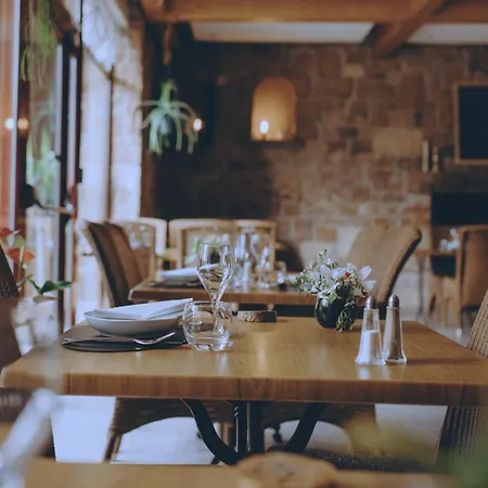 Logis - Restaurant Du Parc 3*