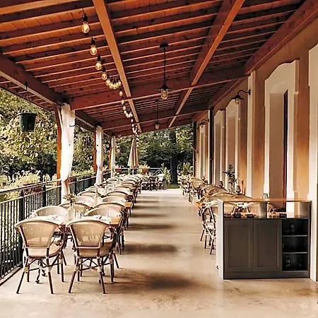 Logis - Restaurant Du Parc 3*