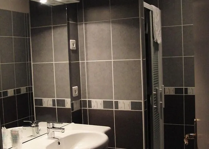 Hotell Logis - Restaurant Du Parc Cransac