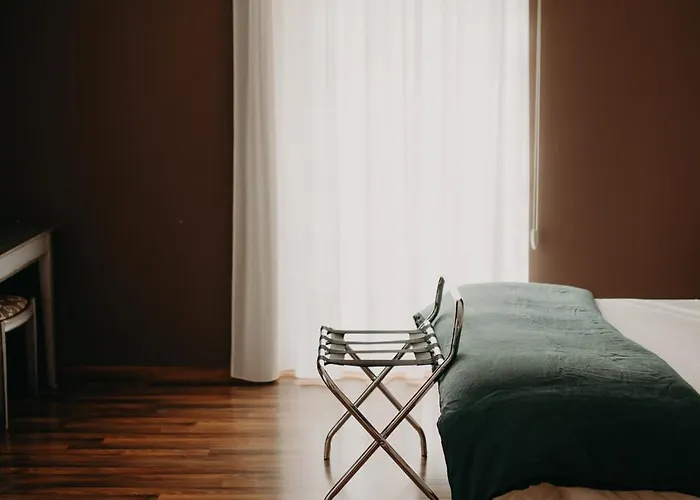 酒店 Logis - Restaurant Du Parc 3*