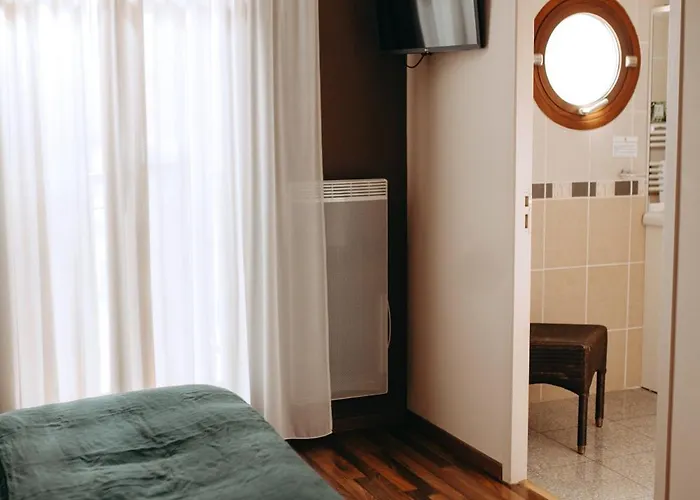 Logis - Restaurant Du Parc 3* Cransac