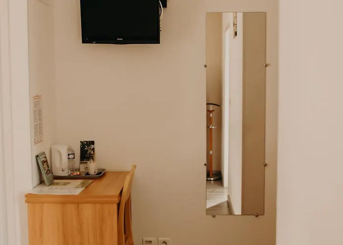 酒店 Logis - Restaurant Du Parc