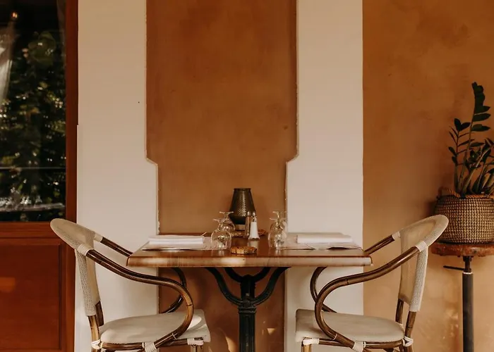 Logis - Restaurant Du Parc Hotell Cransac