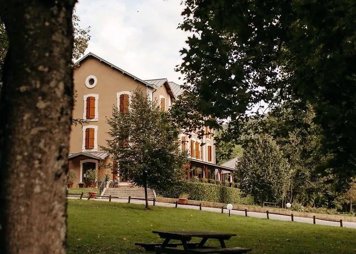 Hotell Logis - Restaurant Du Parc