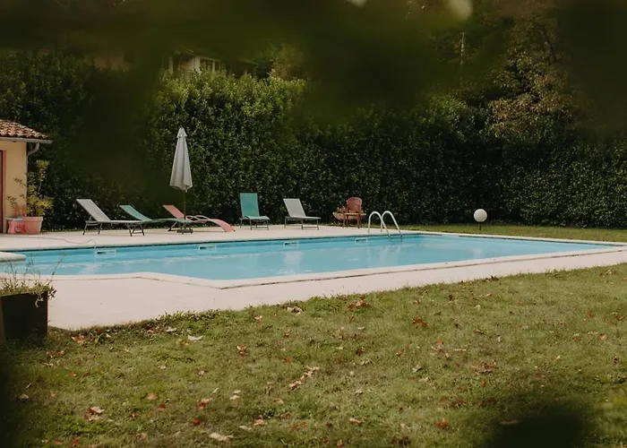 Logis - Restaurant Du Parc Hotel 3*