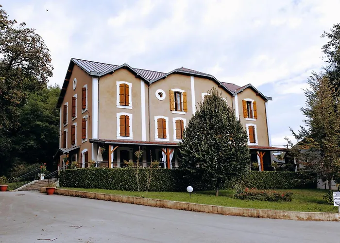 酒店 Logis - Restaurant Du Parc Cransac