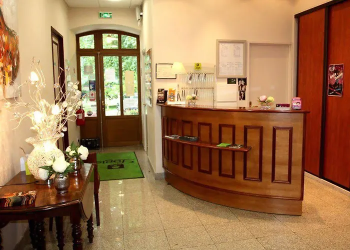 Logis - Restaurant Du Parc 3*