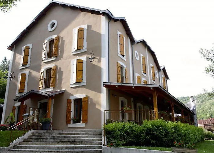 Logis - Restaurant Du Parc Отель